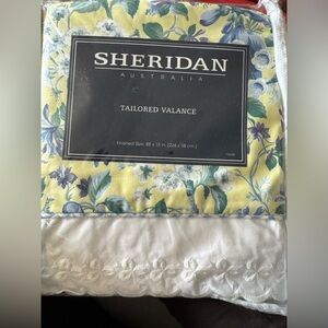 Vintage Sheridan Floral Tailored Valance